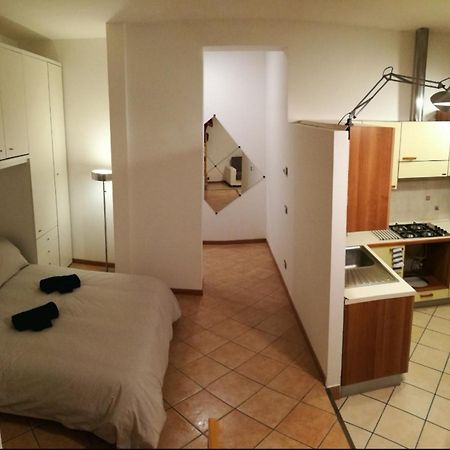 בולוניה Farolfi Apartments Carracci מראה חיצוני תמונה