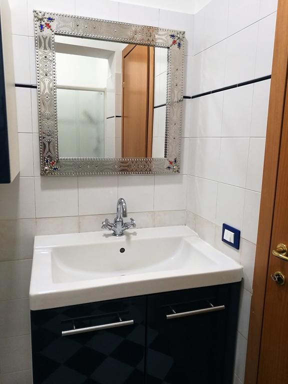 בולוניה Farolfi Apartments Carracci מראה חיצוני תמונה