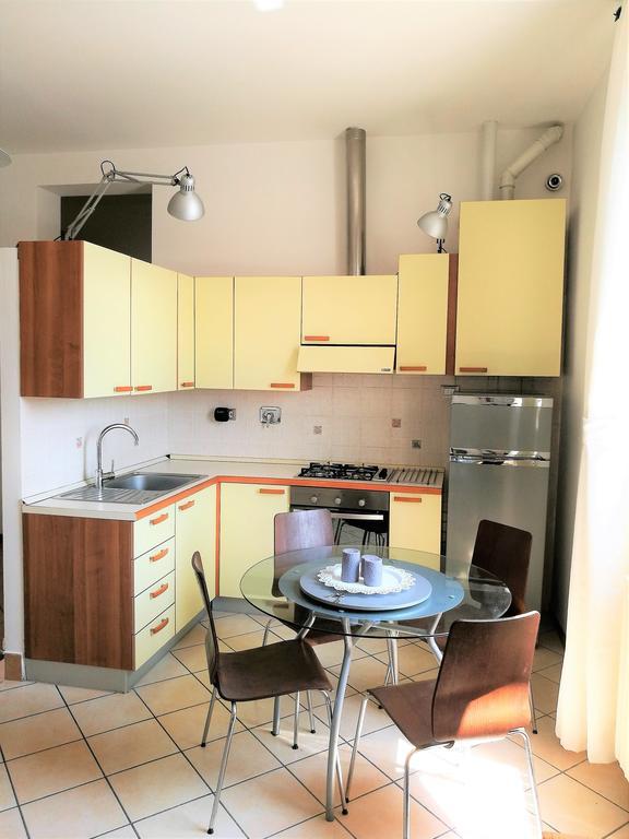 בולוניה Farolfi Apartments Carracci מראה חיצוני תמונה